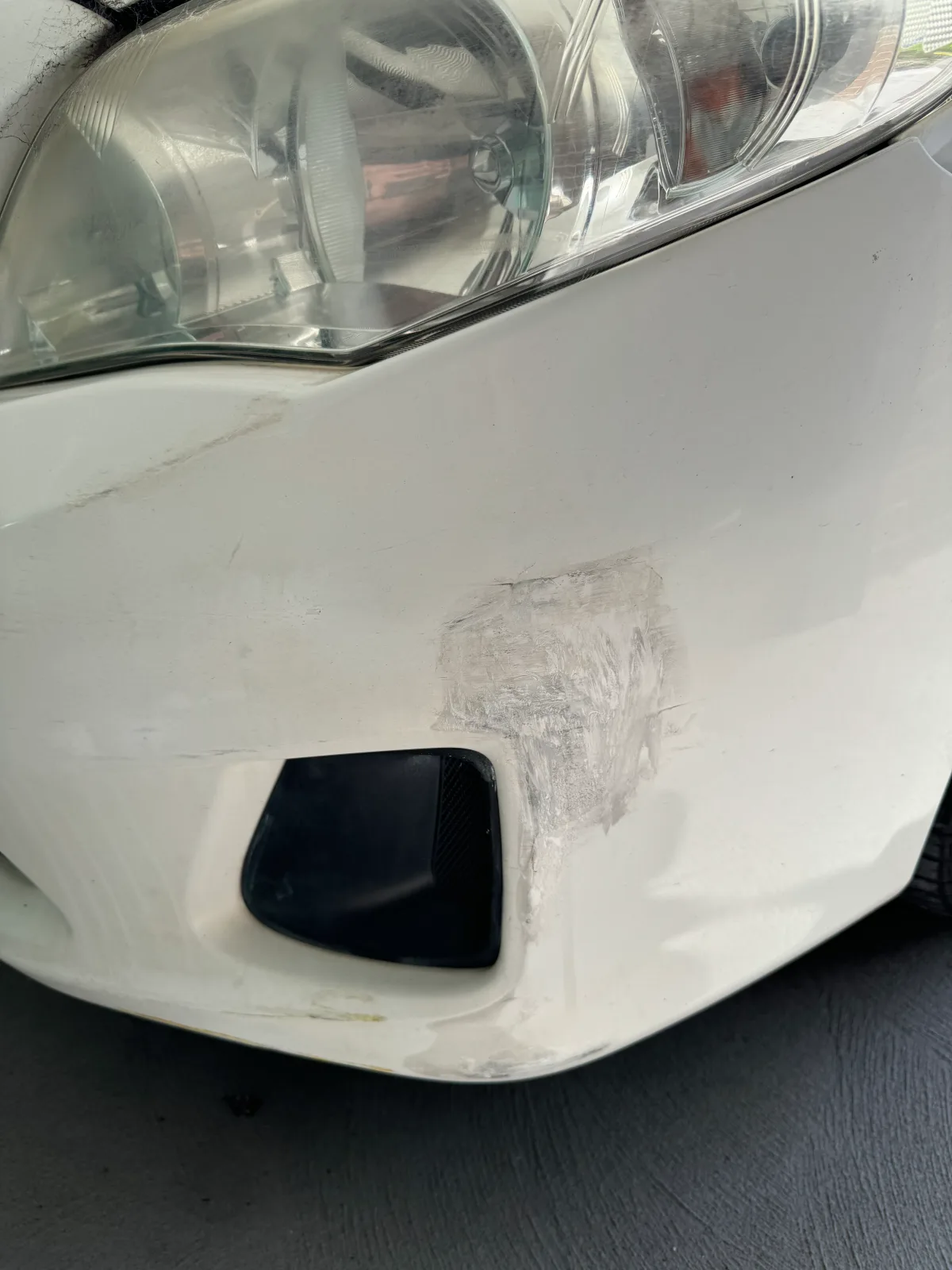 Car damage before repair - Brush Touch-Up Repair before professional scratch repair service