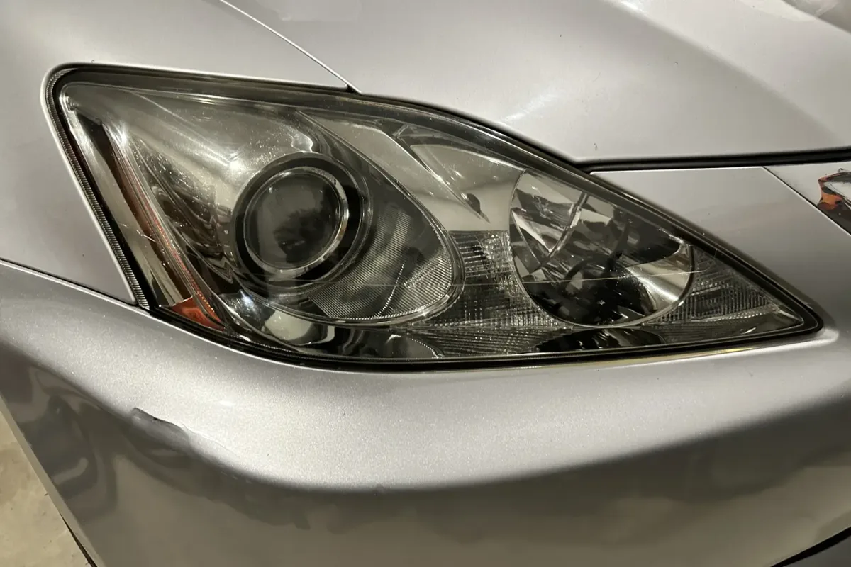 Professional car repair result - Headlight Restoration after expert repair by Melbourne Scratch Repairs