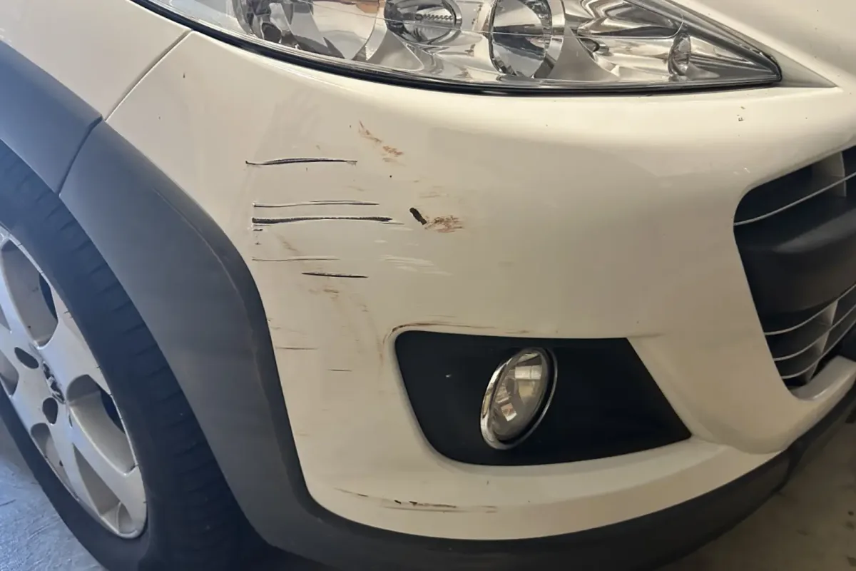 Car damage before repair - Bumper Scratch Removal before professional scratch repair service